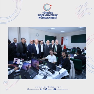 HACKNİĞDE 2025: GELECEĞİN ÇÖZÜMLERİ HACKATHONU BAŞARIYLA TAMAMLANDI! - 7