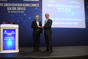 Türkiye Siber Güvenlik Kümelenmesi Üyelerinin Bir Araya Geldiği Türkiye Siber Güvenlik Kümelenmesi Sektör Zirvesi 09-10 Şubat Tarihlerinde Bolu’da Gerçekleştirildi. - 13