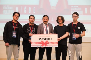 NİĞDE’DE İKİNCİ HACKHATON GERÇEKLEŞTİ - 1