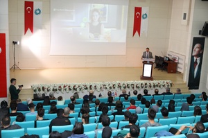 ARKSİGNER’IN DÜZENLEDİĞİ HACKATHONDA İÇ ANADOLU’NUN GENÇ YAZILIMCILARI KIYASIYA YARIŞTI - 1