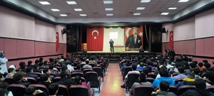 SİBER KÜME LİSE ÖĞRENCİLERİNE SİBER GÜVENLİK FARKINDALIK KONFERANSI VERDİ - 5