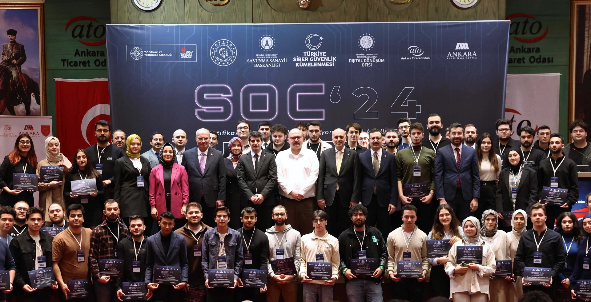 SOC EĞİTİMİ BAŞARIYLA TAMAMLANARAK ÖĞRENCİLERE SERTİFİKALARI TAKDİM EDİLDİ